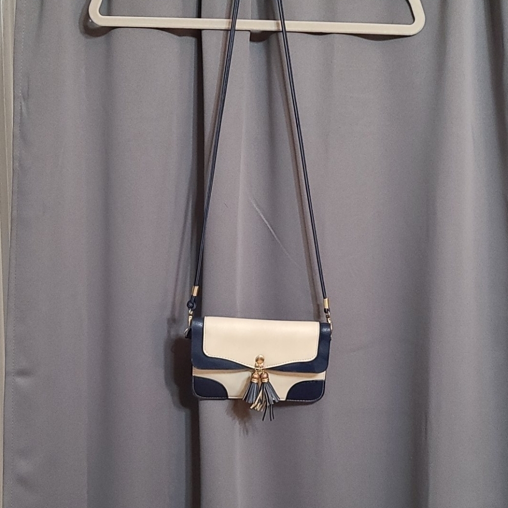 Urban Energy Small Crossbody‎ Bag Purse Navy Light Khaki Tan 7x5" EUC